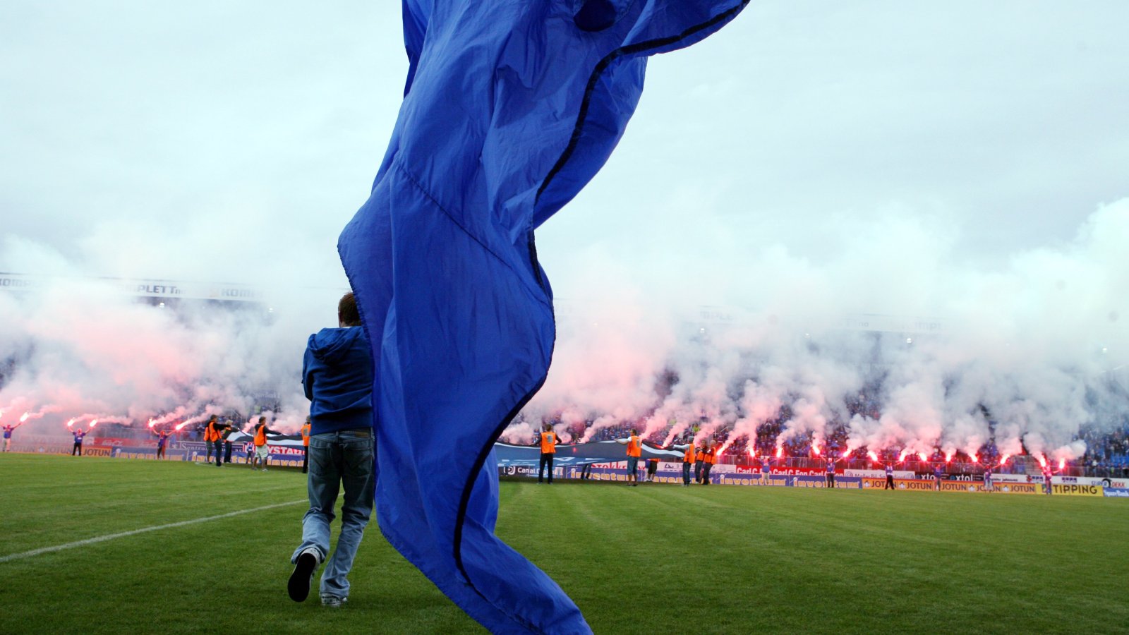 Åpningskamp mot Lyn 21.juli 2007. (Foto: Anders Hoven, Digitalsport)