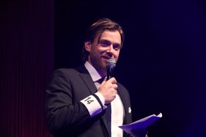 SKALD: Ronny Holmedal. (Foto: Torstein Flåm)