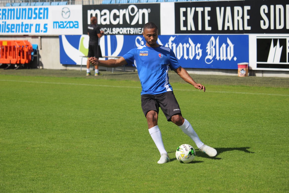 Crescendo van Berkel under torsdagens trening på Komplett Arena. 