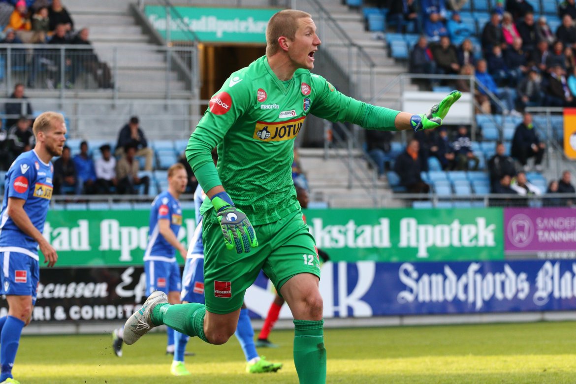 Eirik Holmen Johansen mot Brann. (Foto: Torstein Flåm)