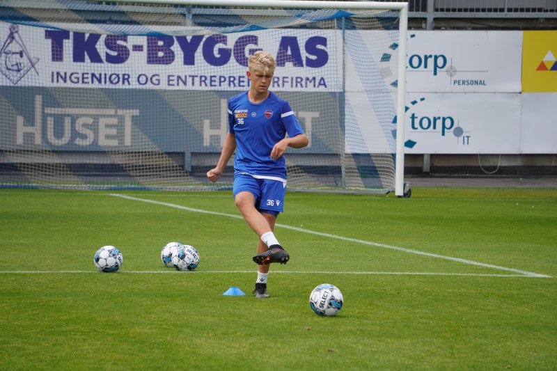 Sebastian Holm Mathisen i aksjon på SF-trening