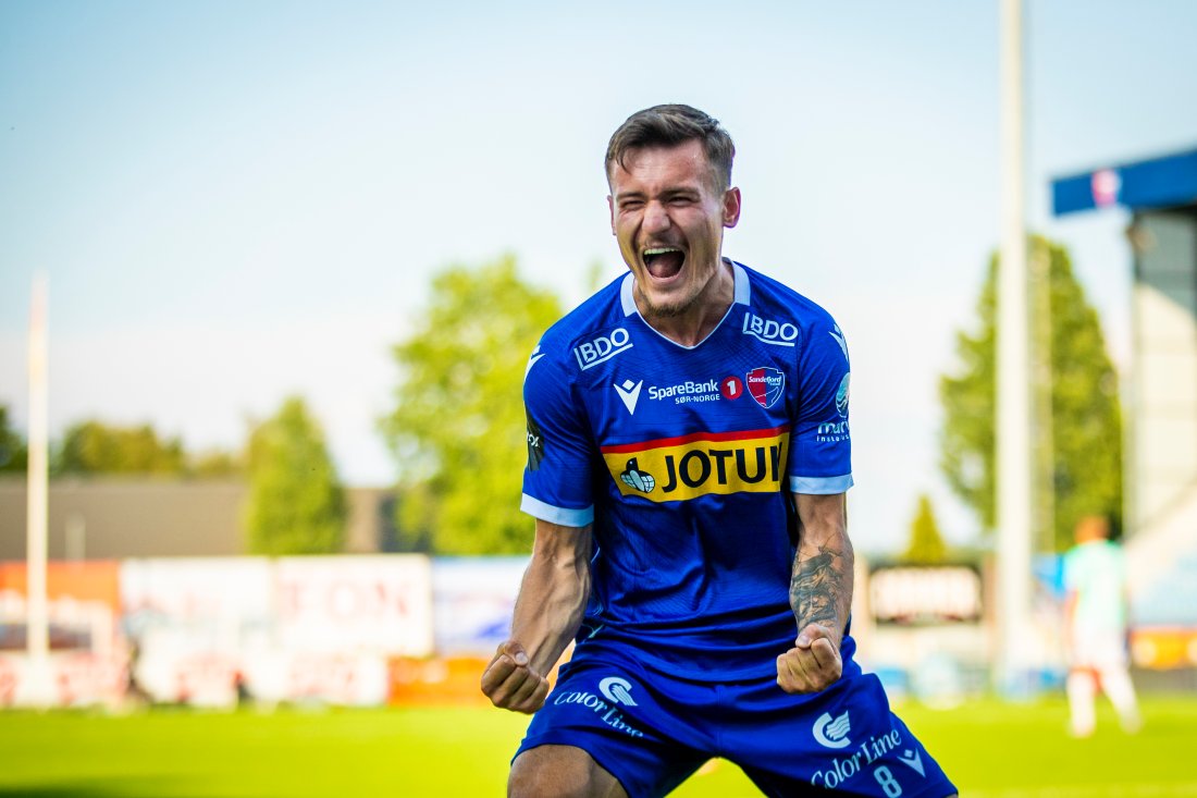 Robin er glad for å score sitt første mål i SF-trøya!