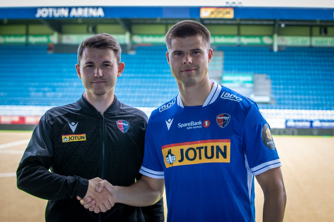 Sportssjef Matteus Bårdsen og Oscar Kapskarmo