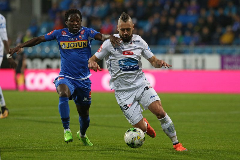 Victor Demba Bindia spilte sin kamp nummer 250 for Sandefjord Fotball mot FK Haugesund. (Foto: Andrew Halseid Budd , Digitalsport)