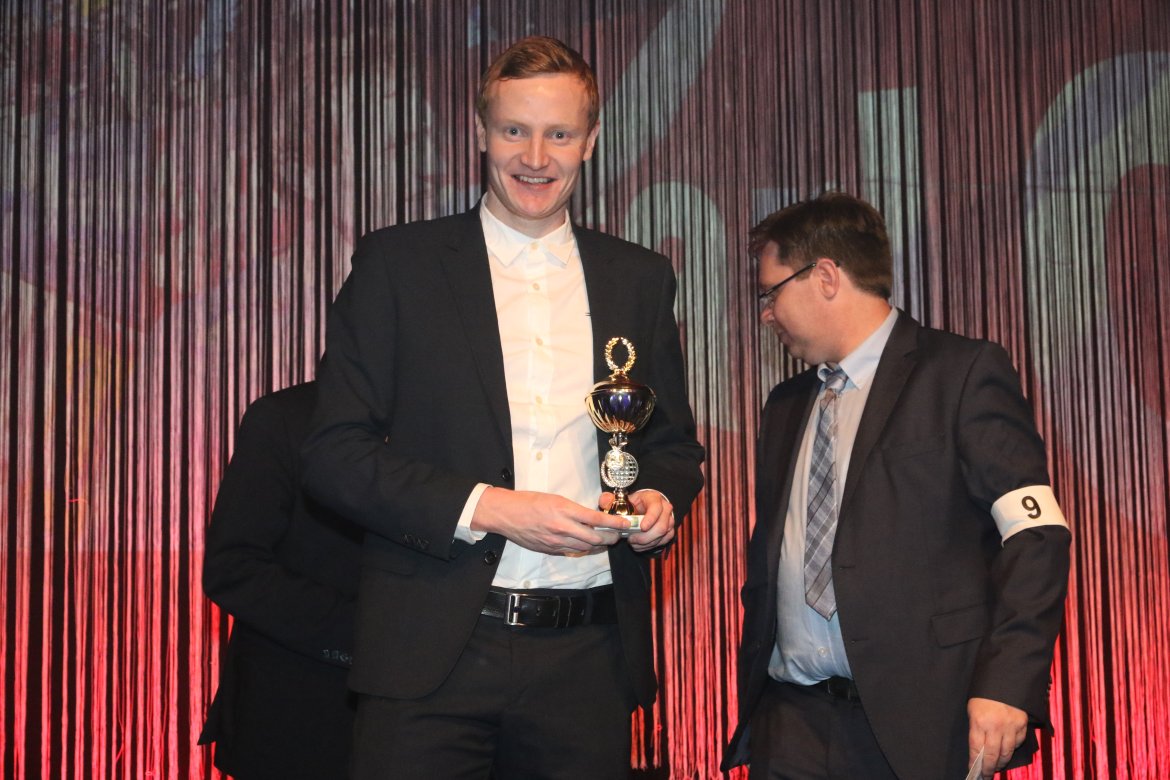 SUPPORTERNES SPILLER: Christer Reppesgård Hansen. (Foto: Torstein Flåm)