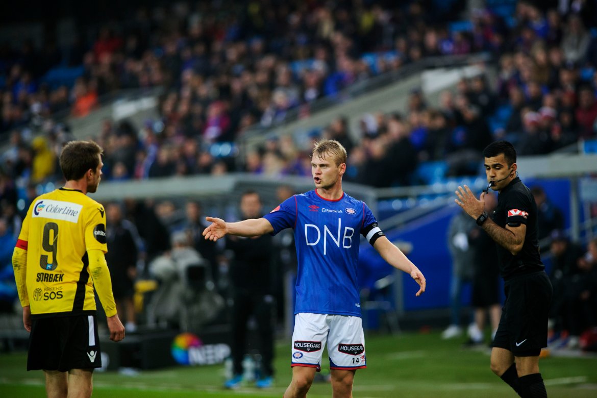 Håvard Storbæk diskuterer med Herman Stengel. (Foto: Sjur Stølen/Digitalsport)