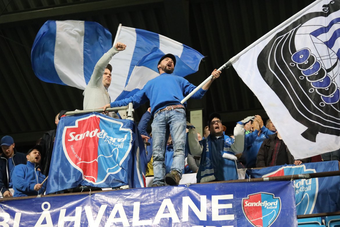 Supporterne støttet laget på en god måte som alltid. (Foto: Torstein Flåm)